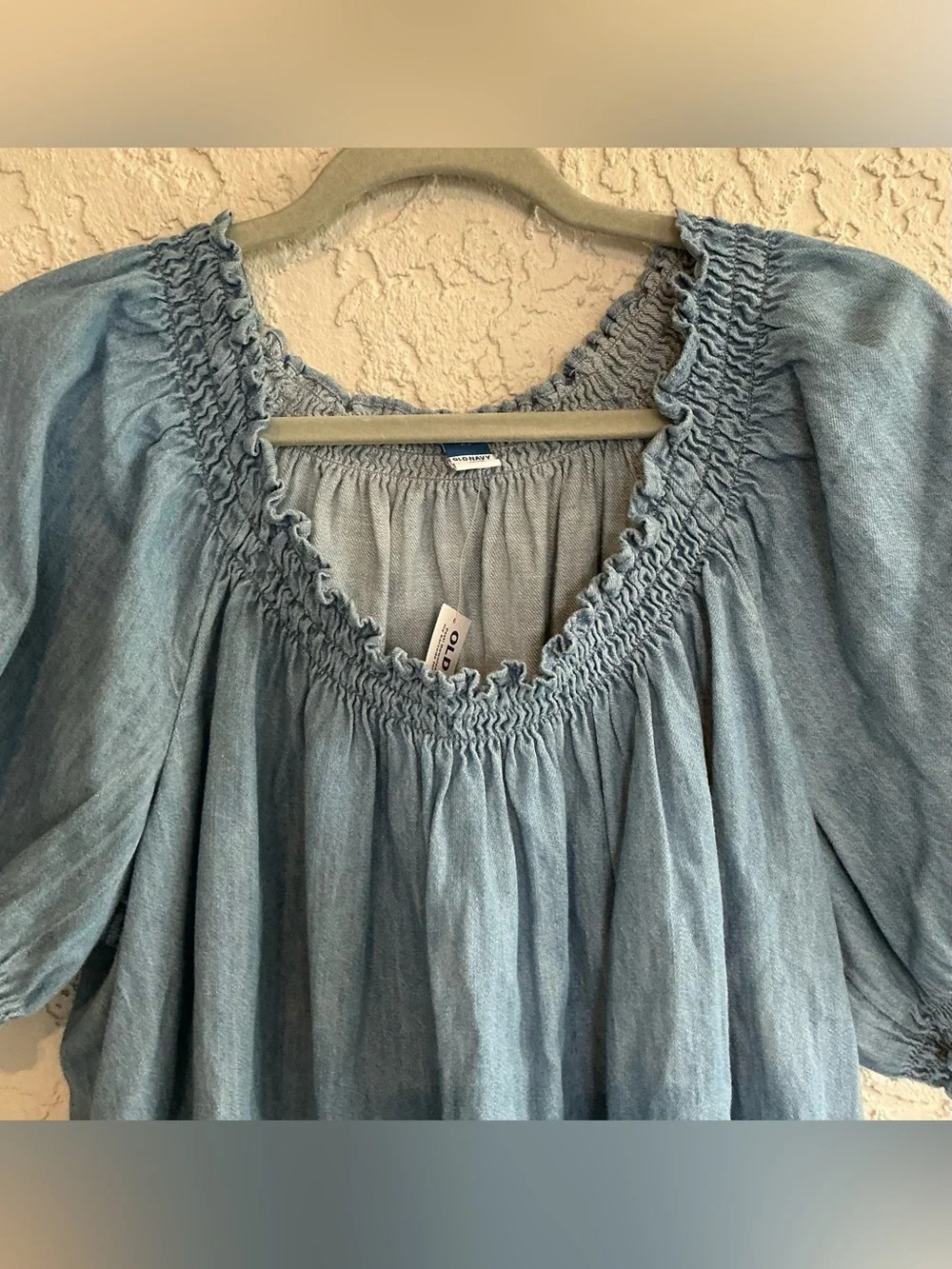 Old Navy Washed Blue Smocked Scoop Neck Peasant Top (NWT)